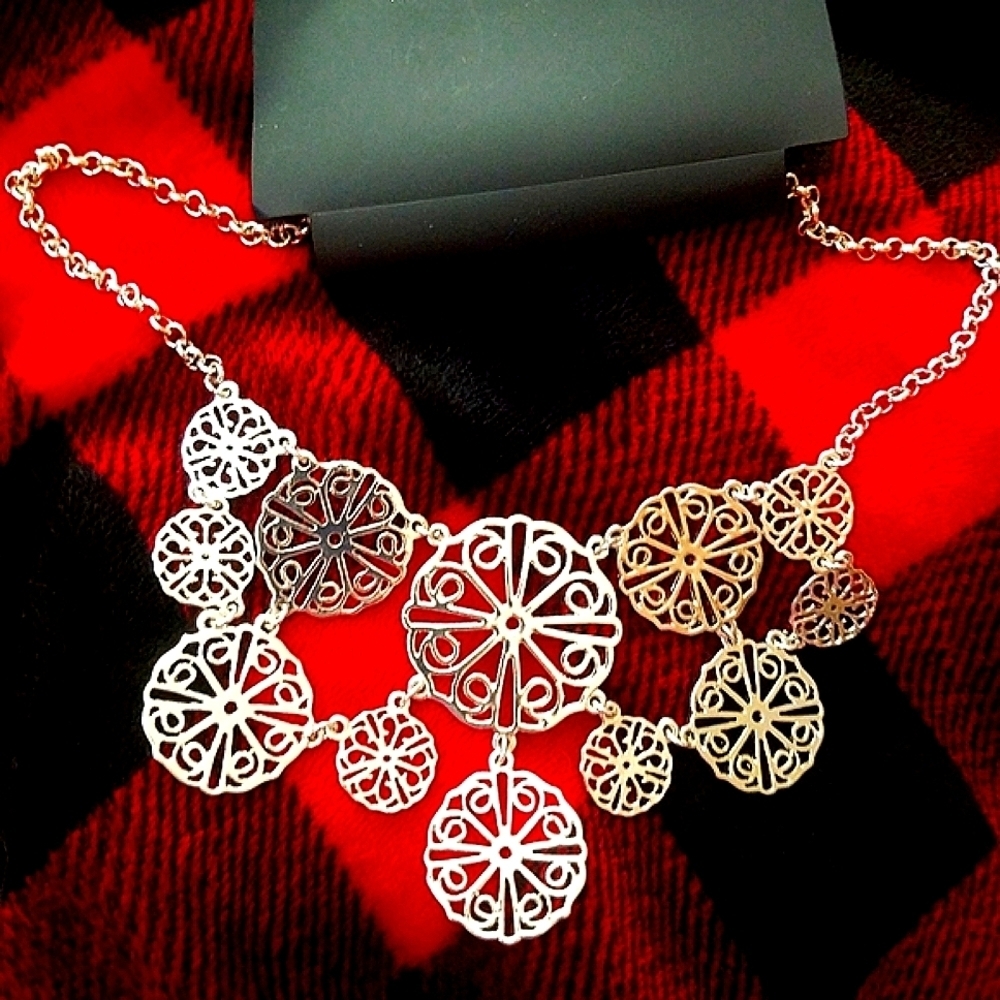 💖Women's "New York & Company" Fashionable Choker Necklace
